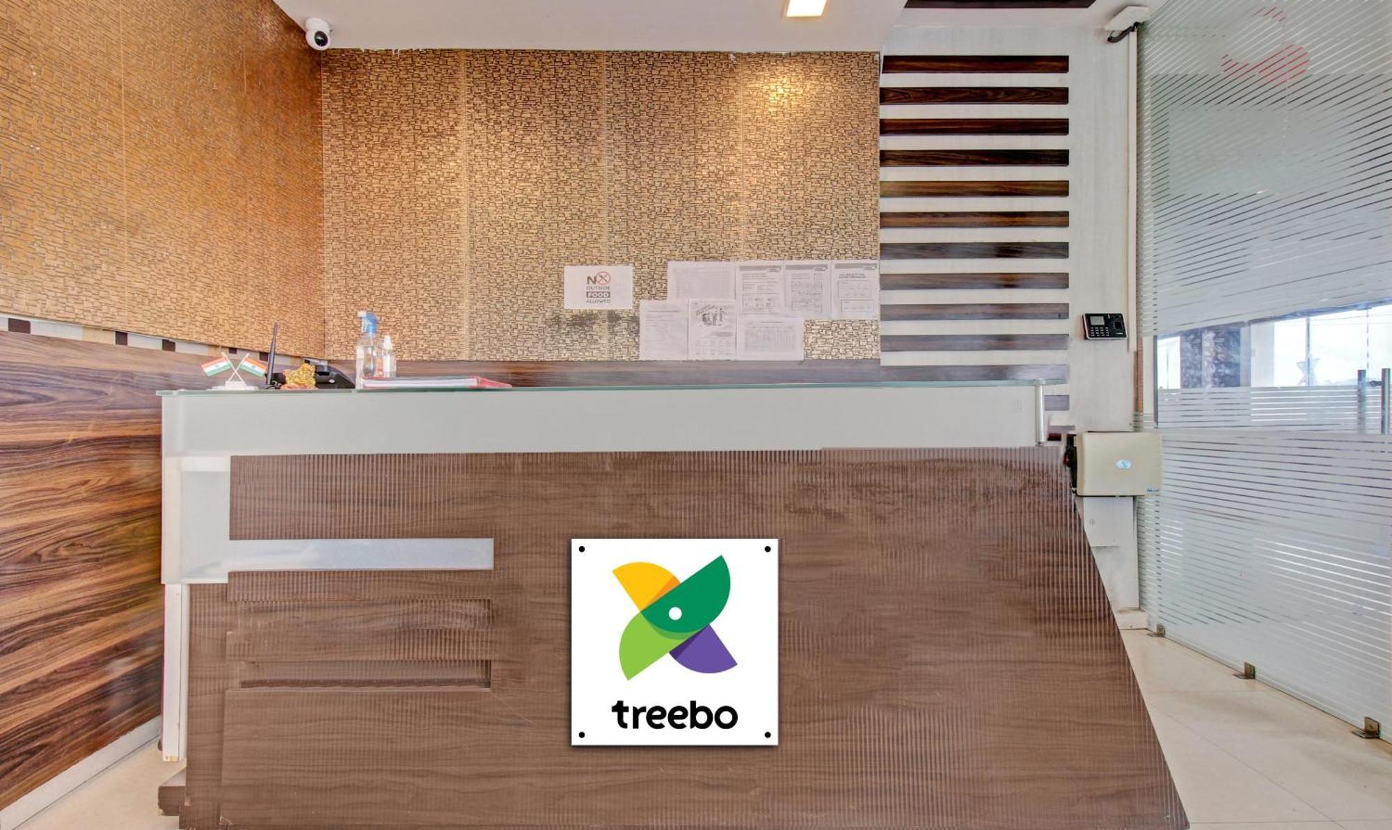 Treebo Silver Grand New Agreement 勒克瑙 外观 照片
